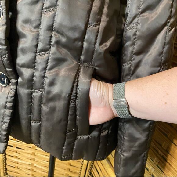 Chico's olive Green Puffer Jacket with Quilted Design 2 Medium button down - Picture 9 of 9